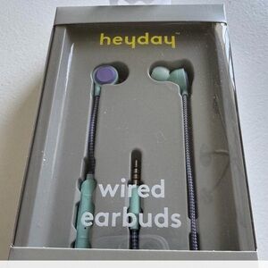 heyday Wired Earbuds – Spring Teal & Purple – NIB – Retro Aesthetic